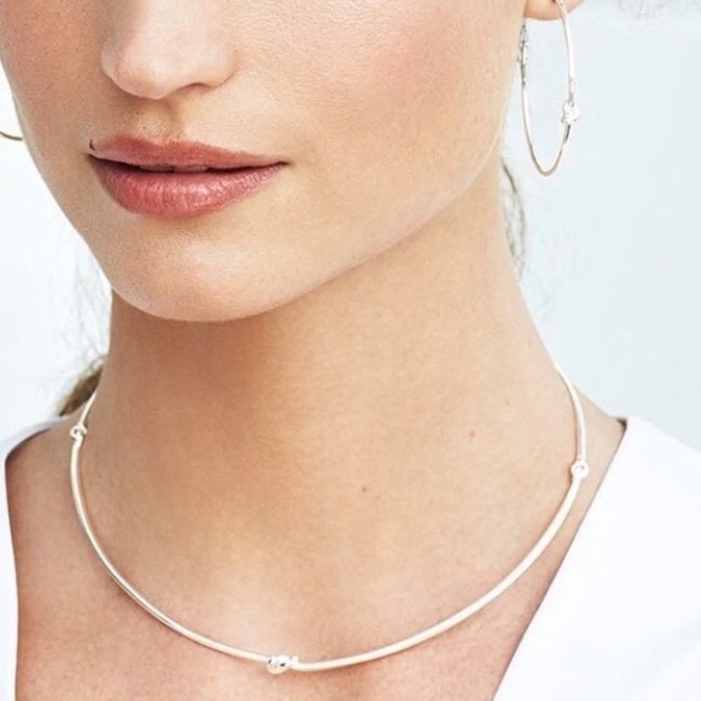 Stella and Dot Simple Knot Collar